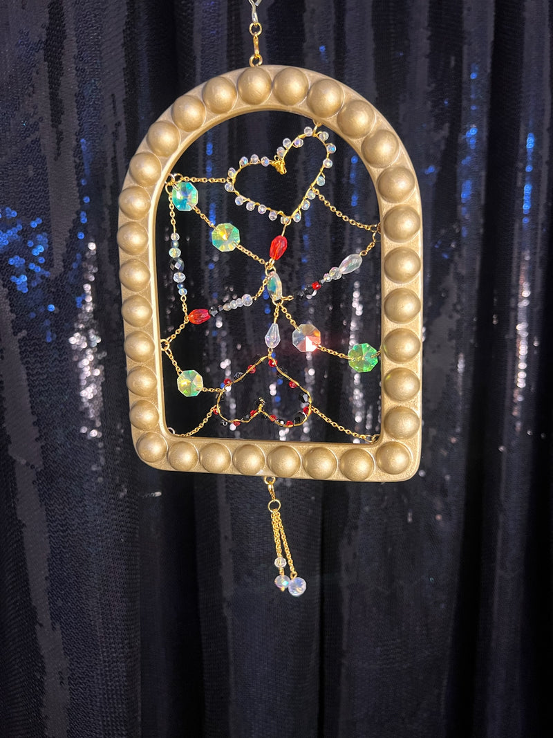 Reversable Arched Gold Frame with Hearts